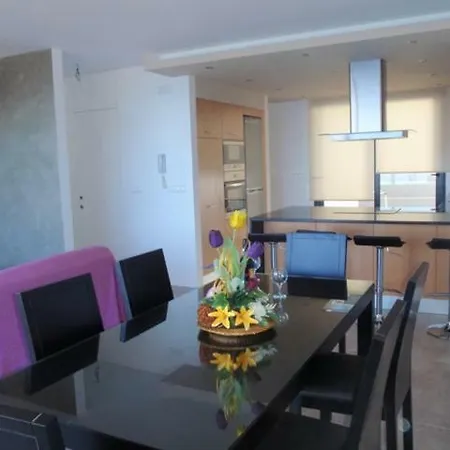 Feriehus Girasol Arco da Calheta (Madeira)